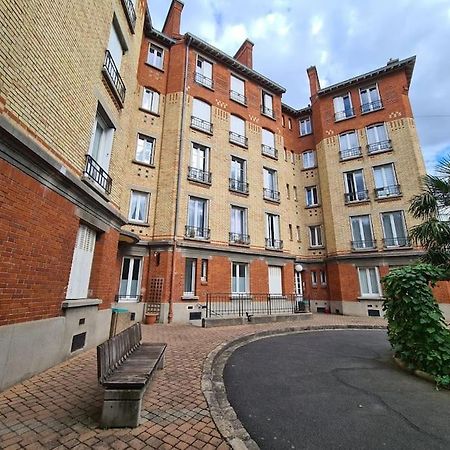 Ferienwohnung Suresnes : 2 Pieces Cosy Exterior foto